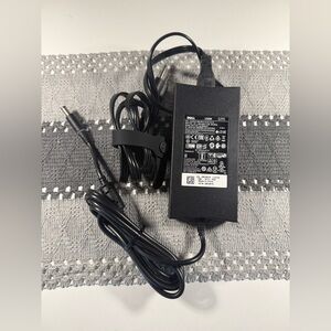 Genuine Dell 130W Laptop AC Power Adapter Charger 19.5V 6.7A LA130PM121 0VJCH5